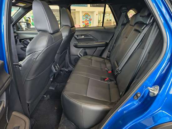 TOYOTA-YARIS CROSS-2026