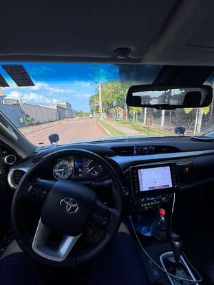 TOYOTA-HILUX-2020