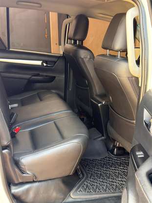 TOYOTA-HILUX-2018