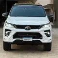 TOYOTA HILUX SW4 2.8 D-4D TURBO DIESEL GR-S 7L 4X4 AUTOMÁTICO TOYOTA HILUX SW4 2.8 D-4D TURBO DIESEL GR-S 7L 4X4 AUTOMÁTICO