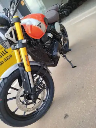 TRIUMPH-SCRAMBLER 400 X-2025