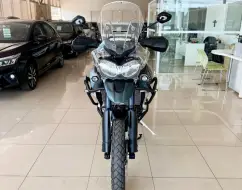 TRIUMPH TIGER 800 XCA TRIUMPH TIGER 800 XCA