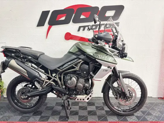 TRIUMPH TIGER 800 XCX 