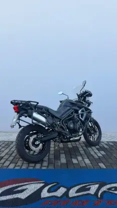 TRIUMPH-TIGER 800 XRX-2019