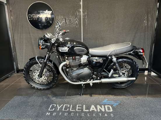 TRIUMPH-BONNEVILLE T100 900-2023