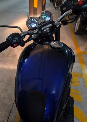 TRIUMPH-BONNEVILLE T100 900 TRIUMPH-BONNEVILLE T100 900-2024
