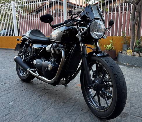 TRIUMPH STREET CUP 