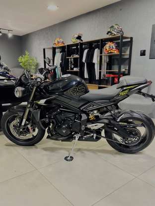 TRIUMPH-STREET TRIPLE RS ABS-2024