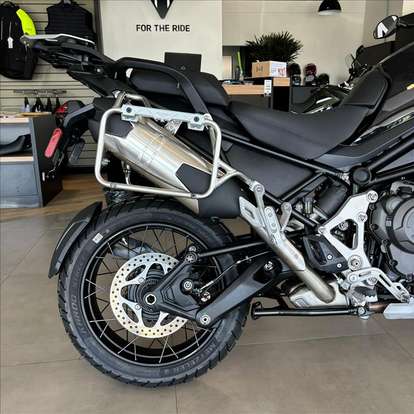 TRIUMPH-TIGER 1200 BLACK EDITION-2025