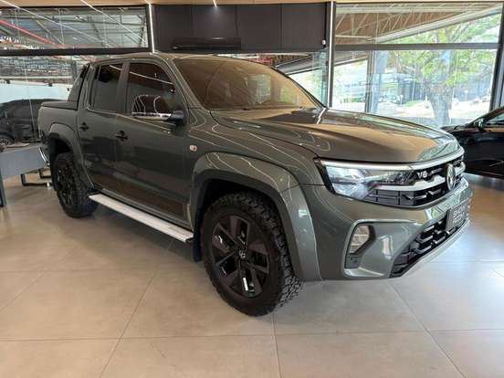 VOLKSWAGEN-AMAROK-2024