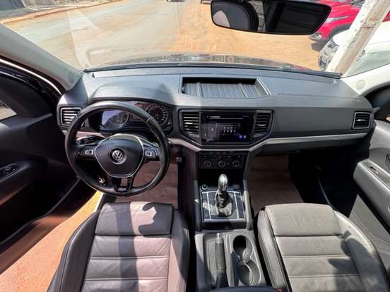 VOLKSWAGEN-AMAROK-3.0 V6 TDI DIESEL HIGHLINE CD 4MOTION AUTOMÁTICO VOLKSWAGEN-AMAROK-2019