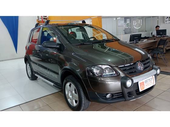 VOLKSWAGEN CROSSFOX 1.6 MI FLEX 8V 4P MANUAL