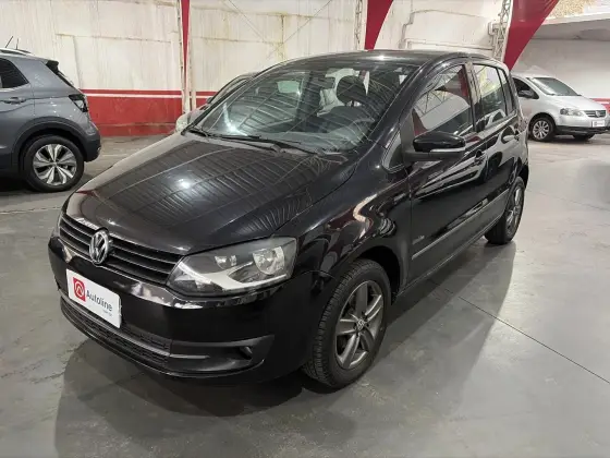 VOLKSWAGEN FOX 1.0 MI BLACKFOX 8V FLEX 4P MANUAL