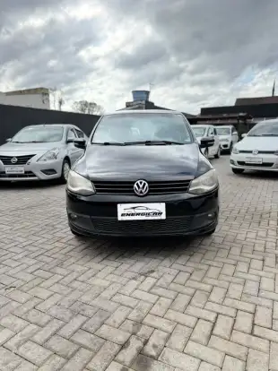 VOLKSWAGEN-FOX-2011