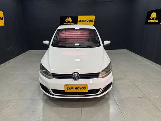 VOLKSWAGEN-FOX-2014