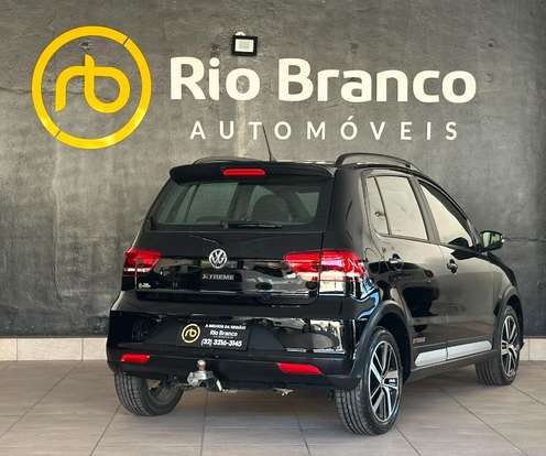 VOLKSWAGEN-FOX-2018