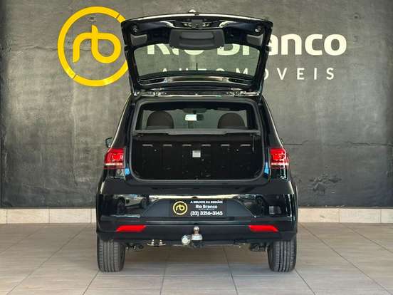 VOLKSWAGEN-FOX-2018