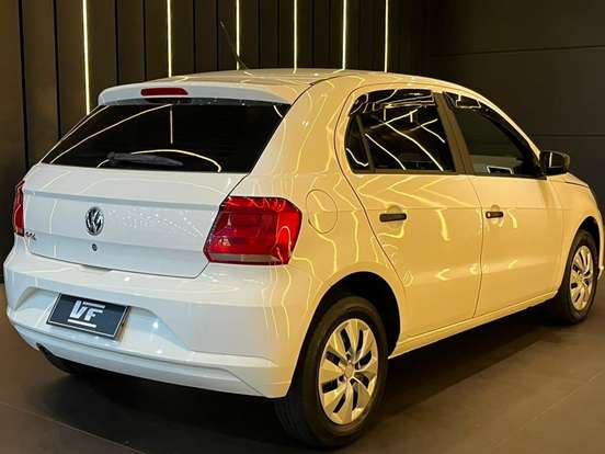 VOLKSWAGEN-GOL-2021