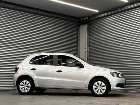 VOLKSWAGEN GOL 1.0 MI TRENDLINE 8V FLEX 4P MANUAL