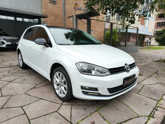 VOLKSWAGEN GOLF 1.4 TSI COMFORTLINE 16V GASOLINA 4P AUTOMÁTICO