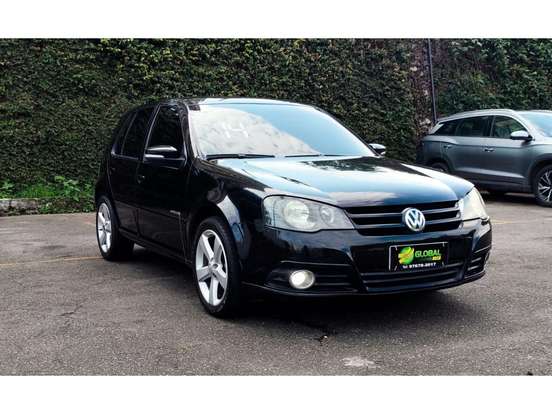VOLKSWAGEN-GOLF-2013