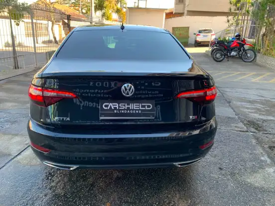 VOLKSWAGEN-JETTA-2020