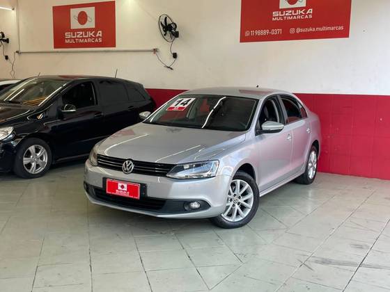 VOLKSWAGEN JETTA 2.0 COMFORTLINE FLEX 4P TIPTRONIC