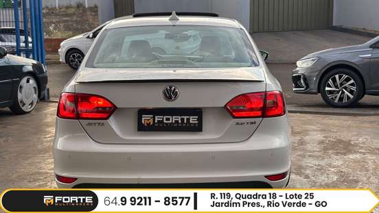 VOLKSWAGEN-JETTA-2.0 TSI HIGHLINE 200CV GASOLINA 4P TIPTRONIC VOLKSWAGEN-JETTA-2013