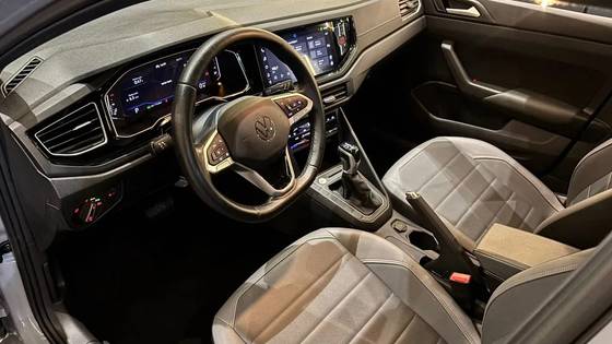 VOLKSWAGEN NIVUS 1.0 200 TSI TOTAL FLEX HIGHLINE AUTOMÁTICO