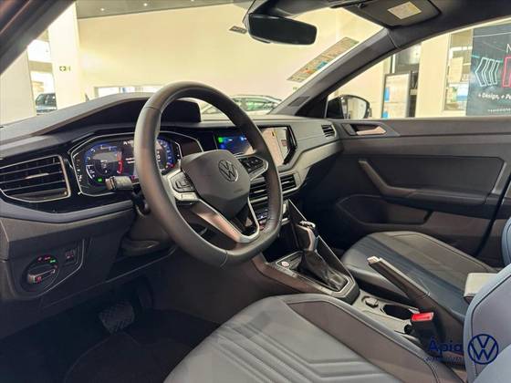 VOLKSWAGEN NIVUS 1.0 200 TSI TOTAL FLEX HIGHLINE AUTOMÁTICO