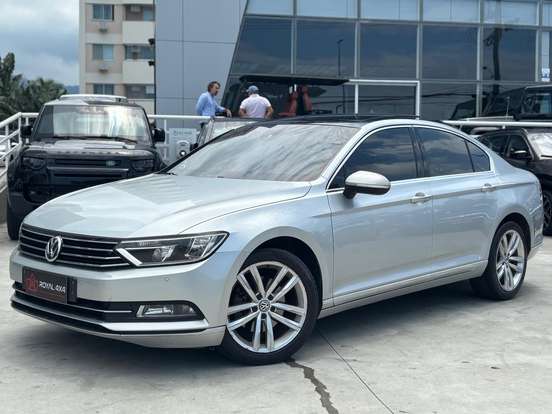 VOLKSWAGEN-PASSAT-2015