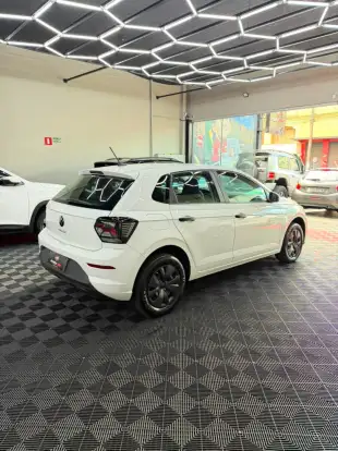 VOLKSWAGEN-POLO-2025