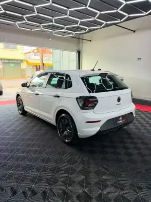 VOLKSWAGEN-POLO-2025