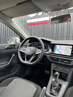 VOLKSWAGEN-POLO-2024