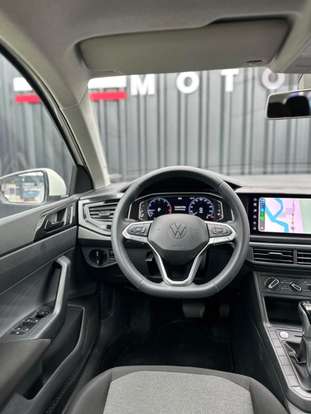 VOLKSWAGEN-POLO-2024