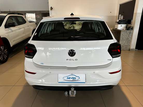 VOLKSWAGEN-POLO-1.0 170 TSI HIGHLINE AUTOMÁTICO VOLKSWAGEN-POLO-2024