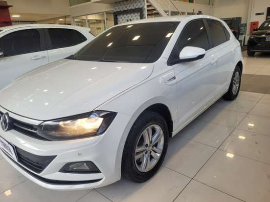 VOLKSWAGEN-POLO-2019