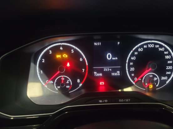 VOLKSWAGEN-POLO-1.0 200 TSI COMFORTLINE AUTOMÁTICO VOLKSWAGEN-POLO-2019