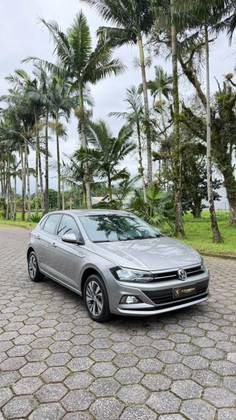 VOLKSWAGEN POLO 1.0 200 TSI HIGHLINE AUTOMÁTICO