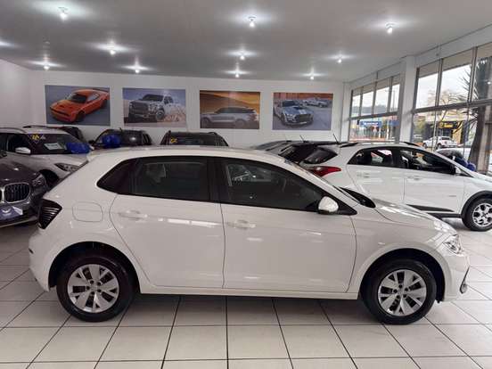 VOLKSWAGEN-POLO-1.0 MPI MANUAL VOLKSWAGEN-POLO-2023