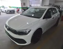 VOLKSWAGEN POLO 1.0 MPI TRACK MANUAL VOLKSWAGEN POLO 1.0 MPI TRACK MANUAL