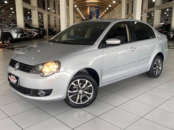 VOLKSWAGEN POLO SEDAN 1.6 MI 8V FLEX 4P MANUAL