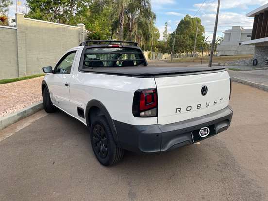 VOLKSWAGEN-SAVEIRO-2024