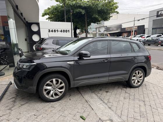 VOLKSWAGEN TAOS 1.4 250 TSI TOTAL FLEX COMFORTLINE AUTOMÁTICO