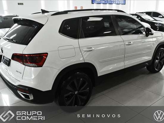 VOLKSWAGEN-TAOS-1.4 250 TSI TOTAL FLEX COMFORTLINE AUTOMÁTICO VOLKSWAGEN-TAOS-2025