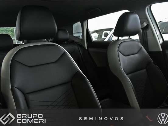 VOLKSWAGEN-TAOS-1.4 250 TSI TOTAL FLEX COMFORTLINE AUTOMÁTICO VOLKSWAGEN-TAOS-2025