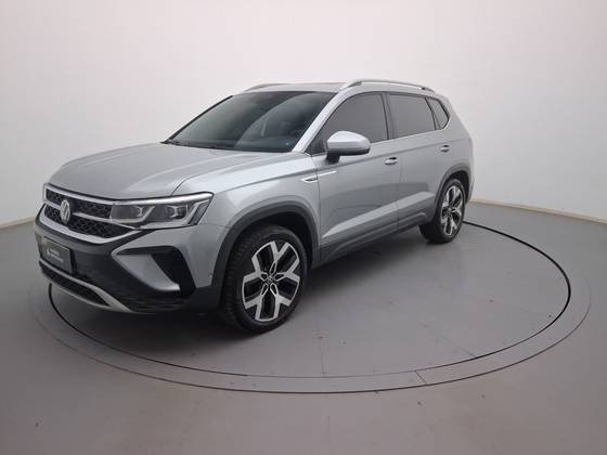 VOLKSWAGEN TAOS 1.4 250 TSI TOTAL FLEX HIGHLINE AUTOMÁTICO
