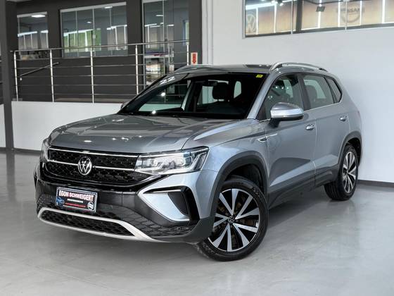 VOLKSWAGEN TAOS 1.4 250 TSI TOTAL FLEX HIGHLINE AUTOMÁTICO