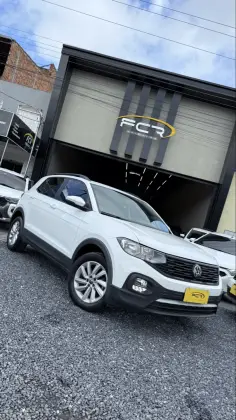 VOLKSWAGEN T-CROSS 1.0 200 TSI TOTAL FLEX AUTOMÁTICO