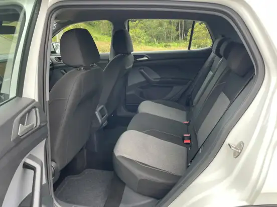 VOLKSWAGEN-T-CROSS-2025